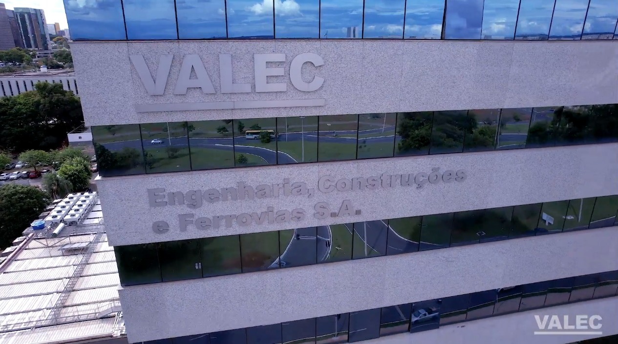 IMAGEM FACHADA 1
