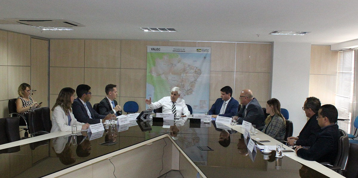VALEC prepara parceria com o Governo do Paraná