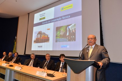 Ministro César Borges